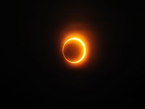 Postal: Eclipse solar anular