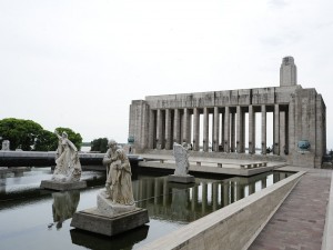 Estatuas de Lola Mora en Pasaje Juramento (Rosario, Argentina)