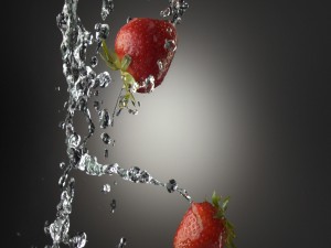 Fresas en el agua