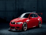 Coche BMW rojo