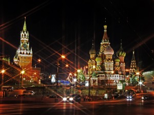 Luces en la noche de Moscú