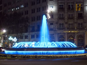Fuente ornamental en el Paseo de Gracia (Barcelona)