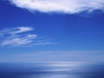 Cielo y mar azules