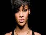 Rihanna con pelo corto