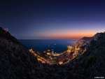 Vista nocturna de Mónaco