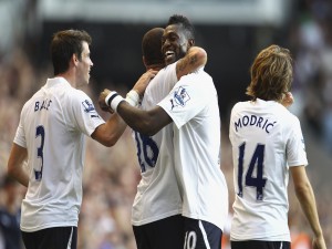 Postal: Jugadores del Tottenham celebrando un gol