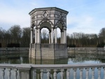 Pabellón heptagonal del parque barroco del "Seven Stars", en Enghien (Bélgica)