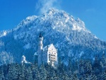 Nieve junto al castillo Neuschwanstein