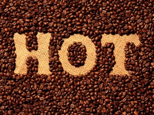 Postal: Hot, granos de café