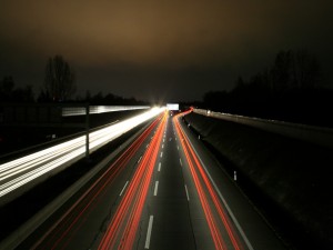 Postal: Luces de velocidad en la carretera