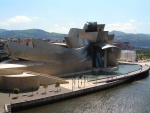 Museo Guggenheim y la ría de Bilbao
