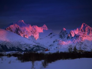 Postal: La noche en las montañas