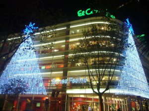 El Corte Inglés en Navidad (Diagonal 471, Barcelona, España)