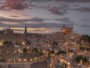 Postal: La noche en Toledo