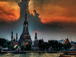 Templo budista Wat Arun en Bangkok