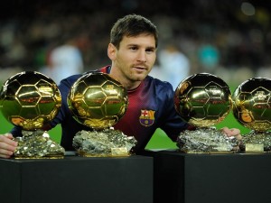 Postal: Lionel Messi y sus Balones de Oro