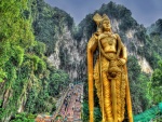 Estatua de Lord Murugan en las Cuevas de Batu, Malasia