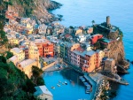 Pueblo de Vernazza en Liguria, Italia