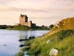 Castillo Dunguaire, Irlanda