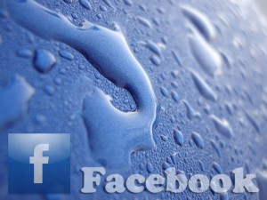 Facebook con gotas de agua