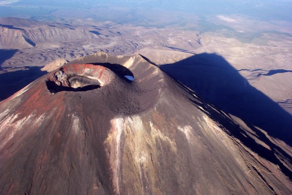 Vista aérea de un volcán