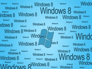 Windows 8 en fondo azul