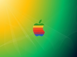 Postal: Apple con los colores del arcoíris