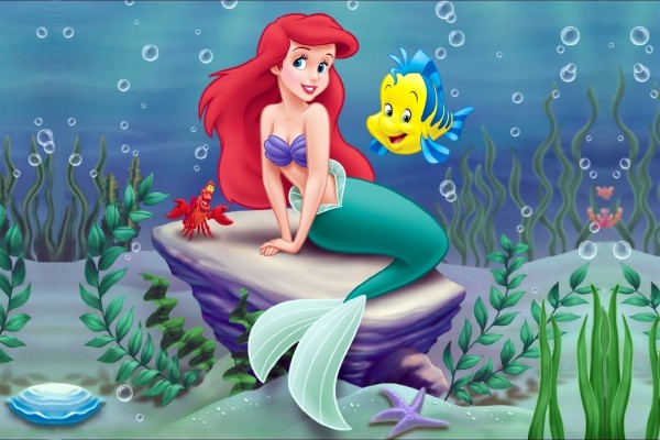 La sirenita Ariel con sus amigos