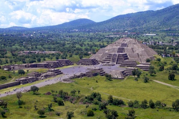 Pirámide de la Luna (Teotihuacan, México)