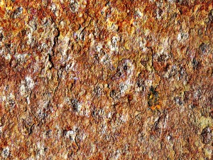 Roca con tonos oxidados