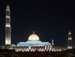 La Gran Mezquita del Sultán Qaboos, por la noche