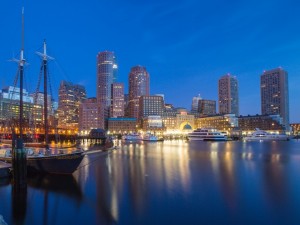 Postal: Yates en el puerto de Boston