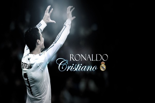 Cristiano Ronaldo y escudo del Real Madrid
