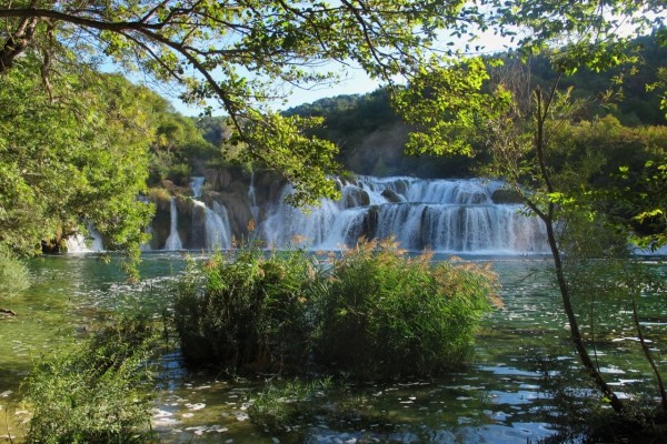 Gran cascada en Croacia