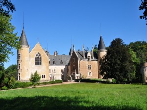 Postal: Castillo de Bourbilly