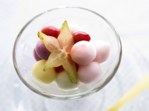 Bolitas heladas de frutas