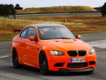 BMW M3 GTS, auto deportivo color naranja