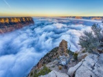 Gran Cañón de Arizona entre nubes