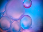 Burbujas de varios tamaños