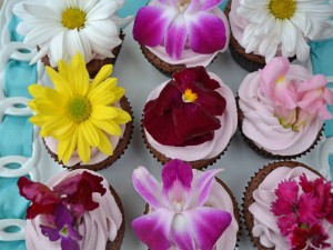 Cupcakes decorados con flores