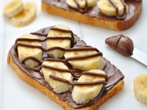 Postal: Tostada con plátanos y chocolate