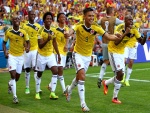 Jugadores de la Selección Colombiana felices tras derrotar a Grecia (Brasil 2014)
