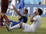 Luis Suárez tras morder al futbolista italiano