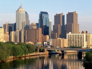 Postal: Río y rascadcielos de Filadelfia