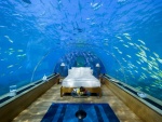Una lujosa y romántica habitación bajo el mar