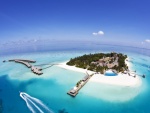 Vista aérea de un complejo turístico en una isla de las Maldivas