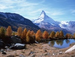 El monte Cervino visto en otoño