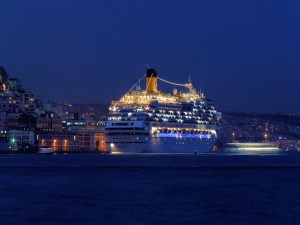 Postal: Crucero "Costa Fascinosa"en el puerto de Estambul