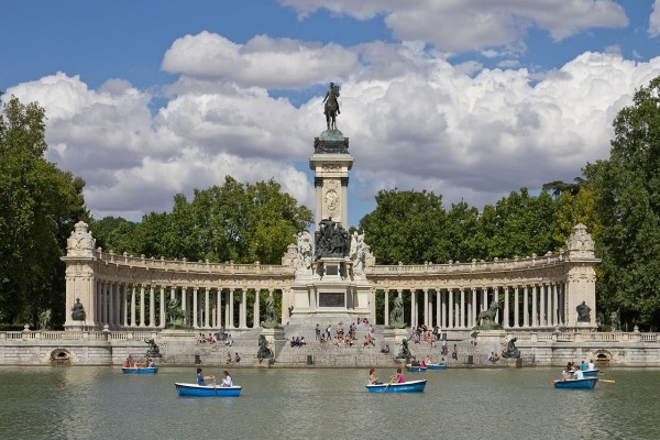 Monumento a Alfonso XII en los Jardines del Retiro (Madrid)