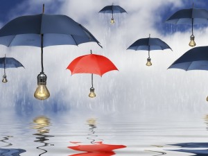 Postal: Paraguas con bombillas iluminadas